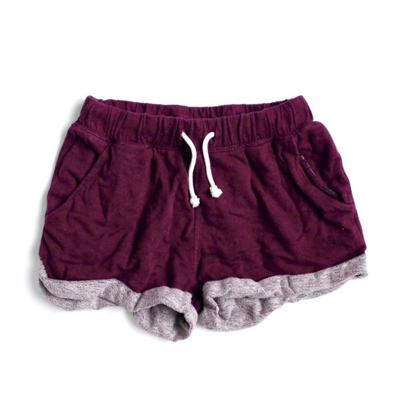 DIVIDED wine color raw hem elastic waistband Sweatshorts XS - Picture 2 of 11